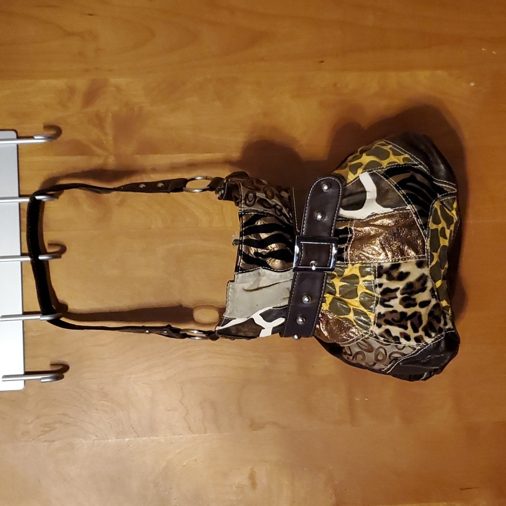 Purse - Picture 2 of 5